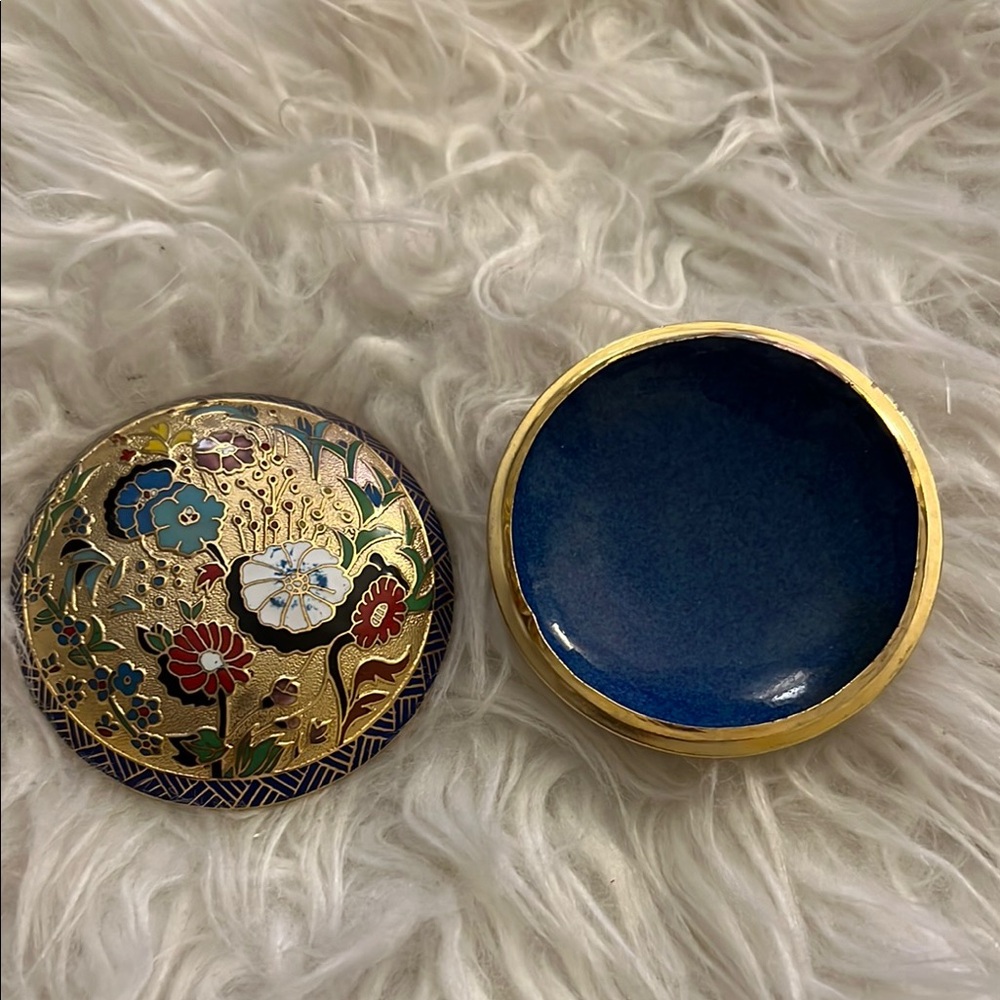 SOLD- not available - vintage Floral Enamel Trinket Box with Gold Accents